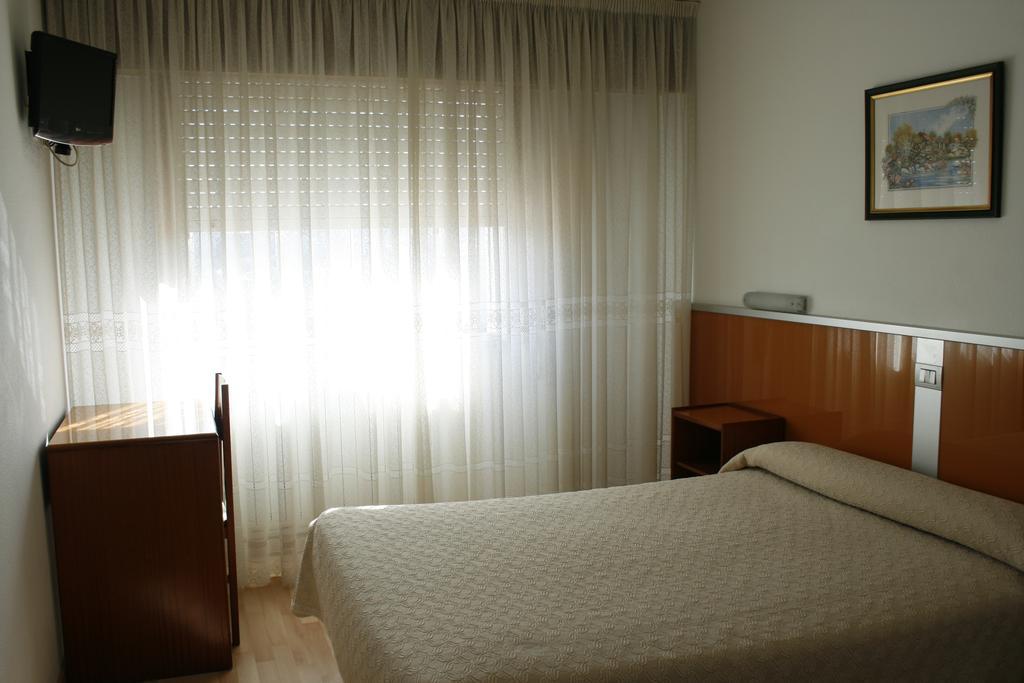 Hostal Liste Station La Coruña Rom bilde